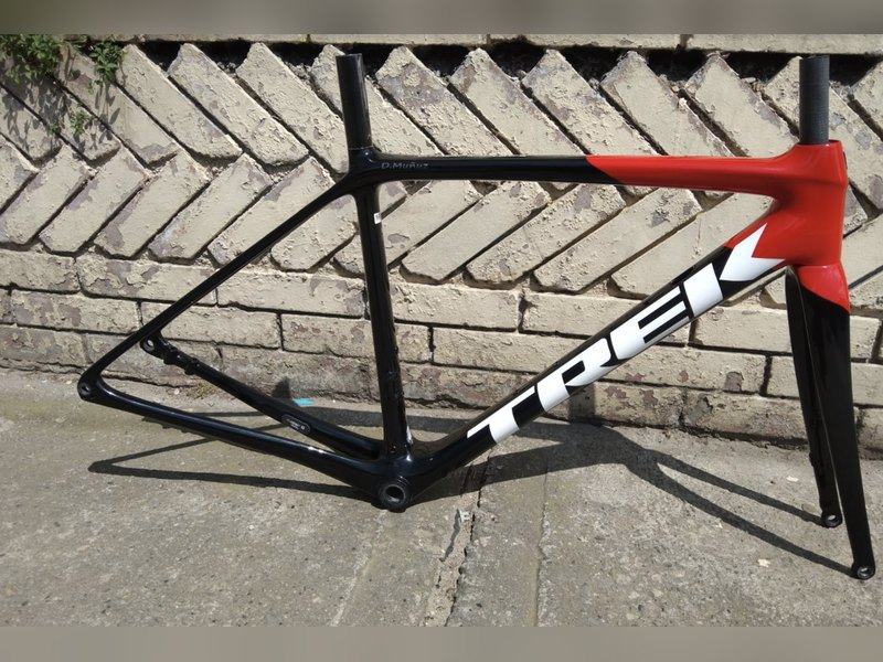 Cuadro Trek rojo y negro